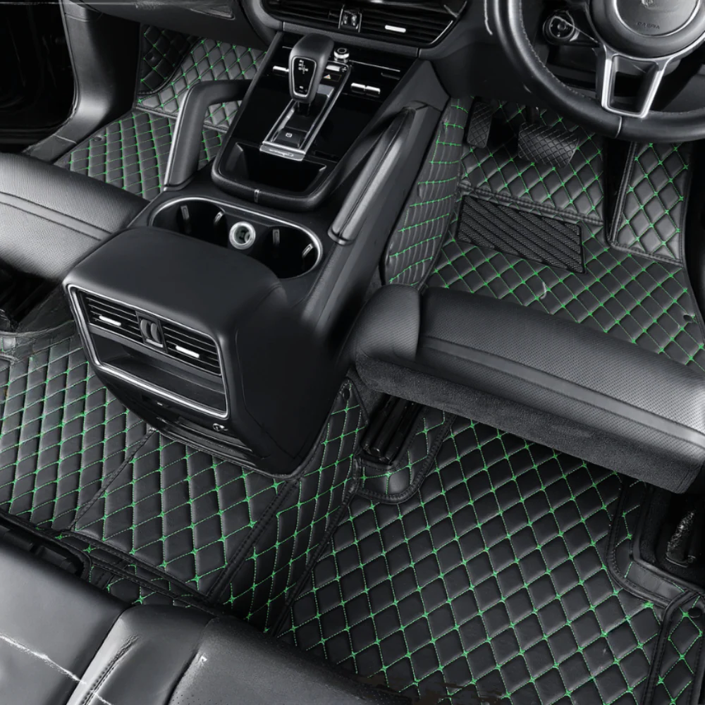MIVRO Classic – Tapetes Automotivos em Couro Costurado Sob Medida